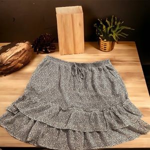 Sienna sky skirt silk size XL